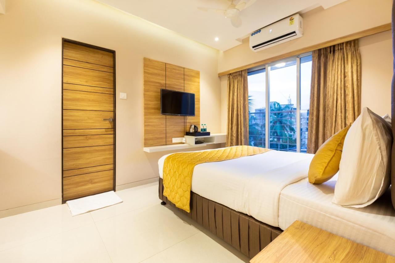 Hotel Pacific Residency - Andheri ムンバイ エクステリア 写真